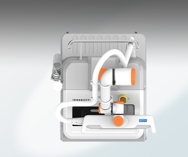 采用基于流体力学的水冷循环散热系统，